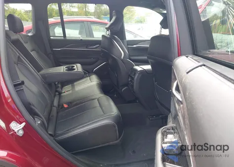 2025 Jeep Grand Cherokee Overland 4X4 z USA, uszkodzony, nr VIN 1C4RJHDG5S8642499